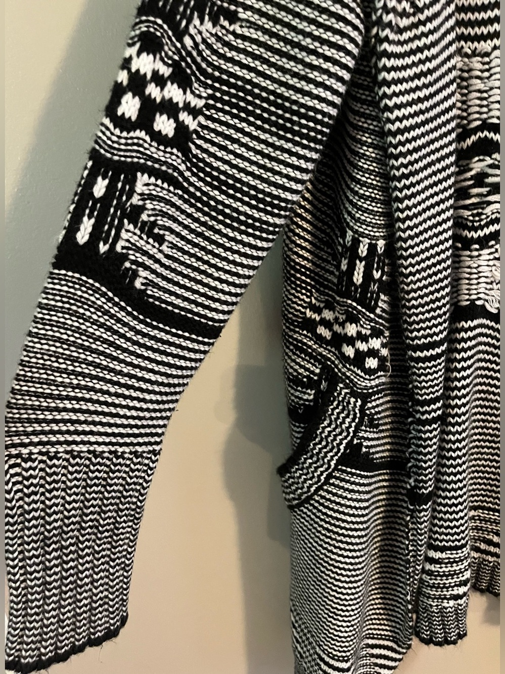 $6❤️Bundled RDI Cardigan Sweater - Picture 4 of 7
